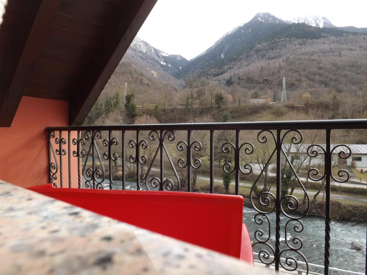 Hotel Shadows بوسوست المظهر الخارجي الصورة
